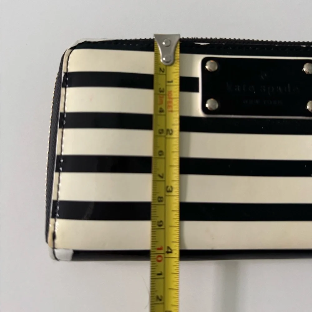 Kate Spade Black and Cream Striped Wallet